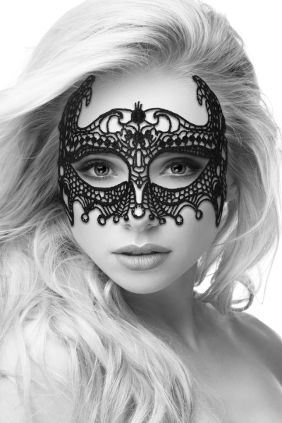 Empress – Lace Mask