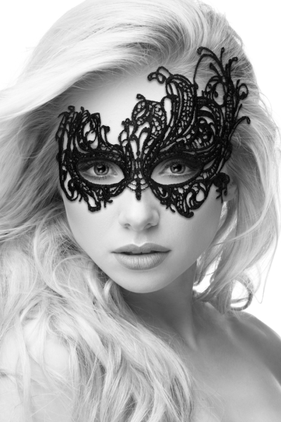 Royal – Lace Mask
