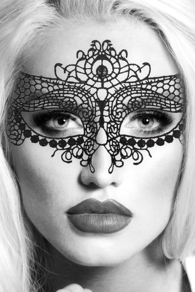 Queen – Lace Mask