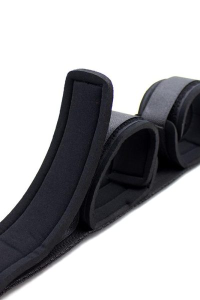 Spreader Bar with Rigid Bar and Soft Cuffs