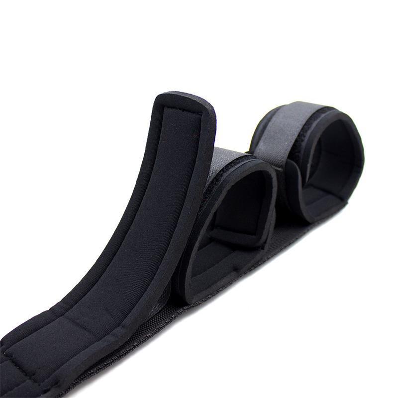 Spreader Bar with Rigid Bar and Soft Cuffs - obrazek 2