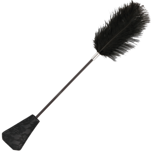 DARKNESS - Czarny Bat i Piórko 2w1 Black Love Feather Whip (56 cm) - obrazek 4